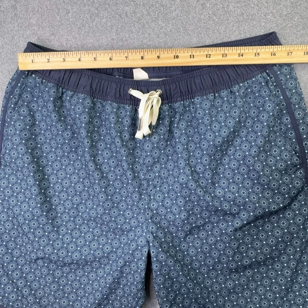Fair Harbor Swim Trunk Shorts Men's XL Blue Geometric Lined Zip Pocket‎ 8